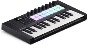 Novation Launchkey Mini 25 [MK4] – Tragbares USB/MIDI-Controller-Keyboard mit 25