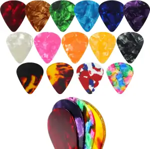Redamancy 32 Stück Plektren Plectrum, 0.46/0.71/0.96/1.20mm 4 Verschiedene Gitarrenplektren, Plektrum für Akustikgitarre, E-Gitarre, Ukulele, Bass, Guitar Picks, Zubehör für Gitarre